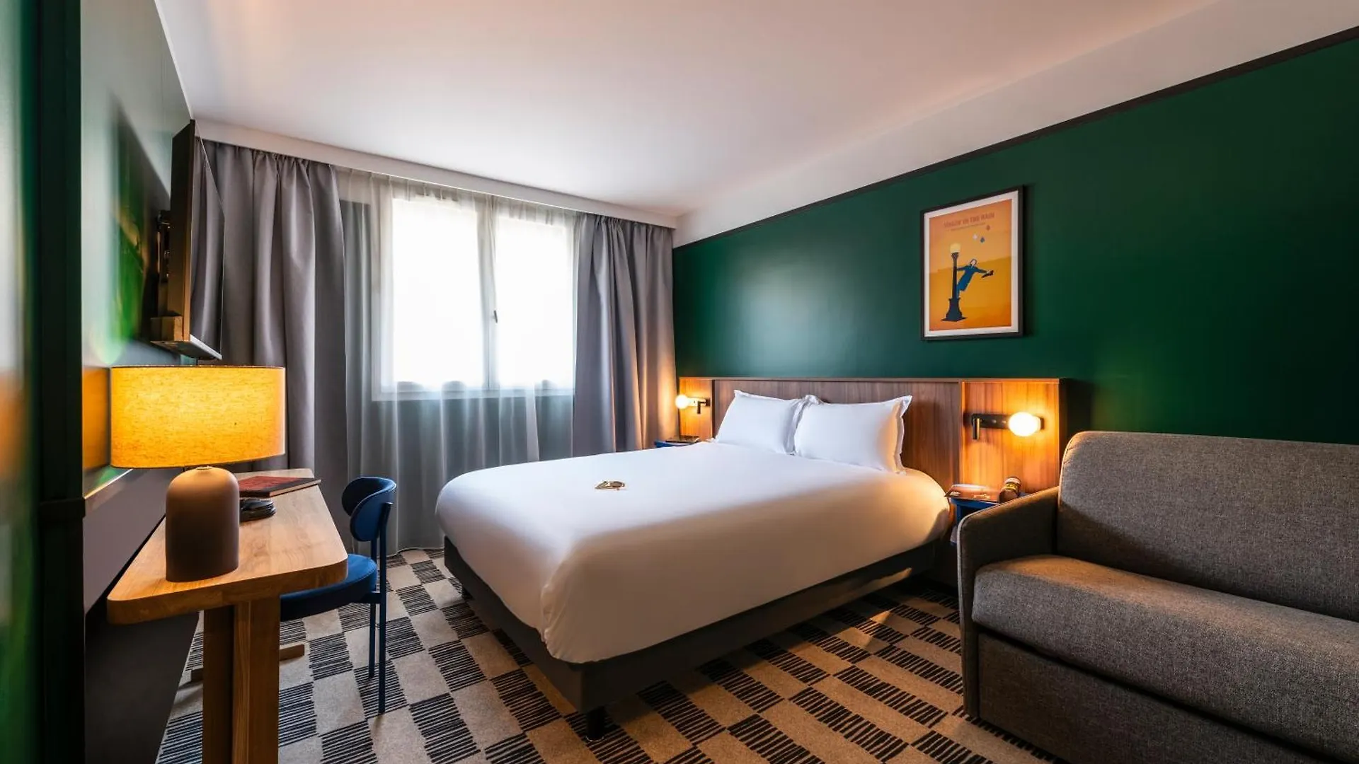Hotel Le Lumiere location